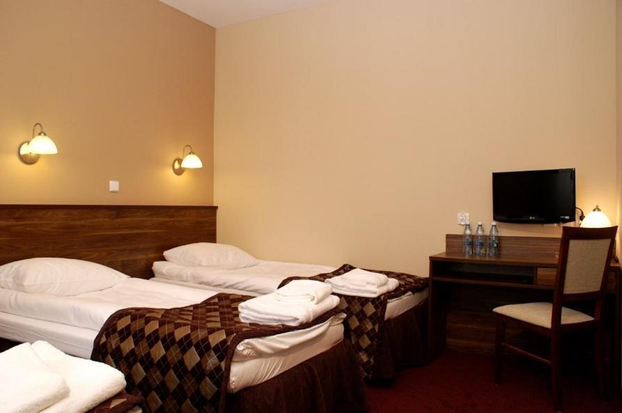 Hotel Belfort Lomza Room photo